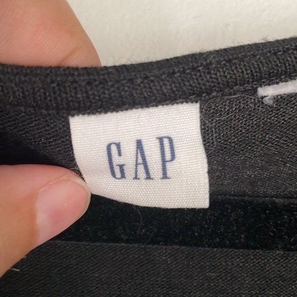 GAP Size XL faux wrap top - Picture 2 of 3